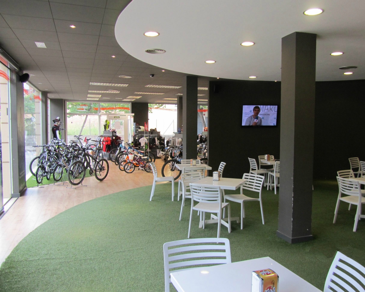 Centre Biker Girona Interior