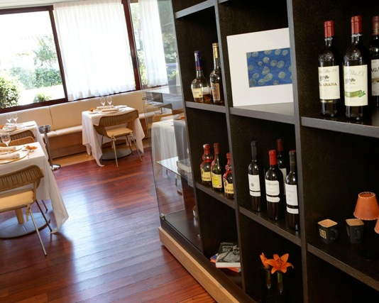 SA Cova Restaurant Wine