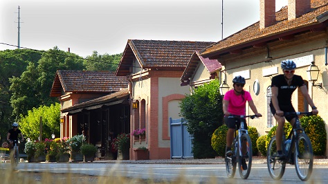 Restaurant La Font Picant Cyclist
