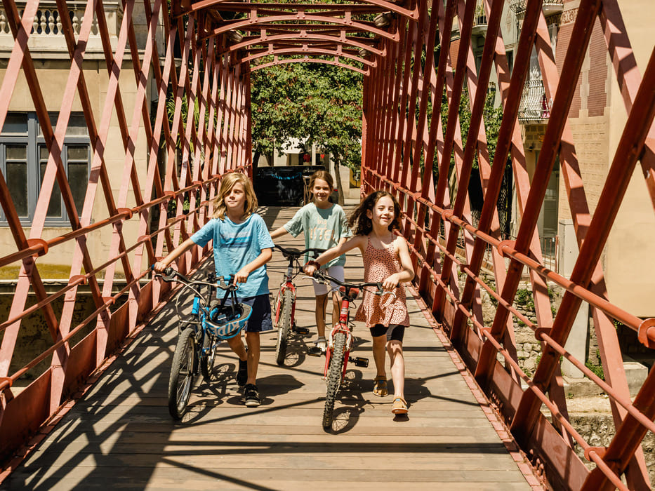 Puente de les Peixateries Velles en Girona, ruta del Carrilet II