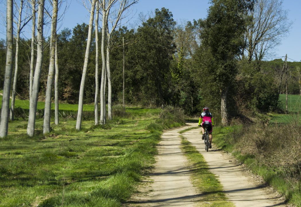 Cycliste sur le Route Thermale