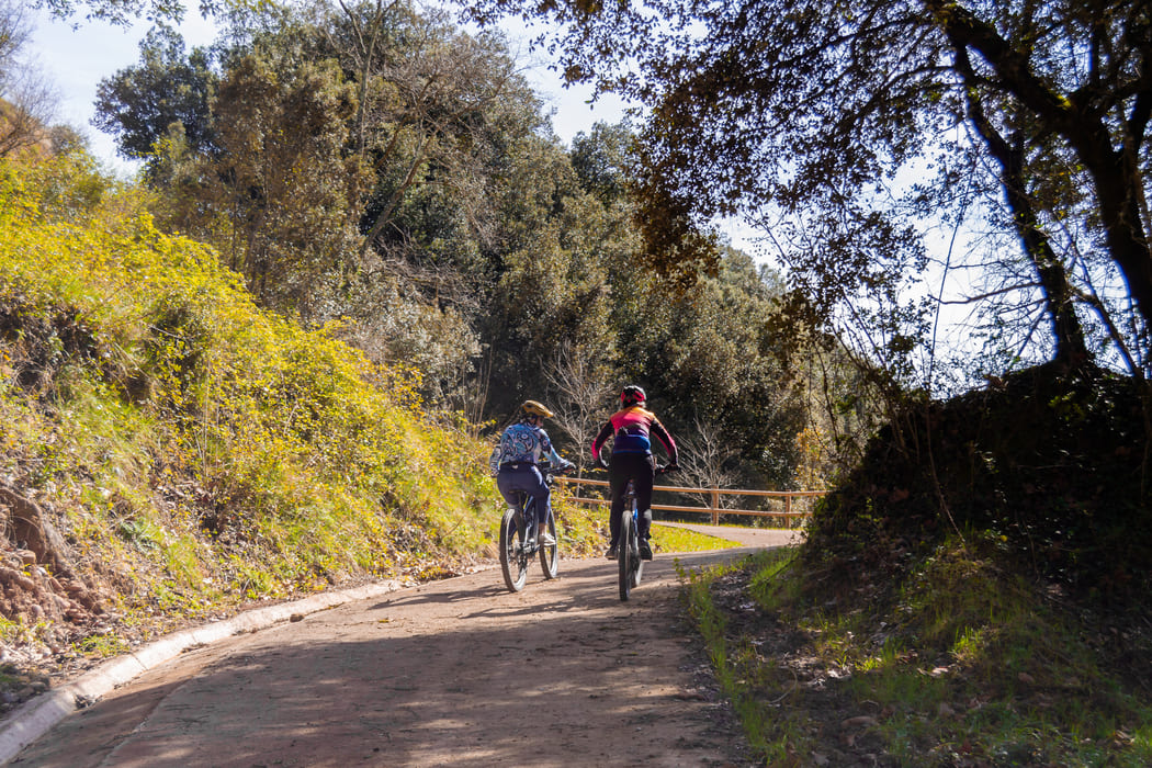 Ciclistes Hostalnou de Bianya - Pont del Planàs
